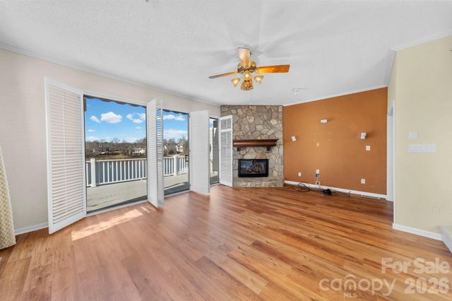 529 Catspaw Road, Statesville, NC 28677