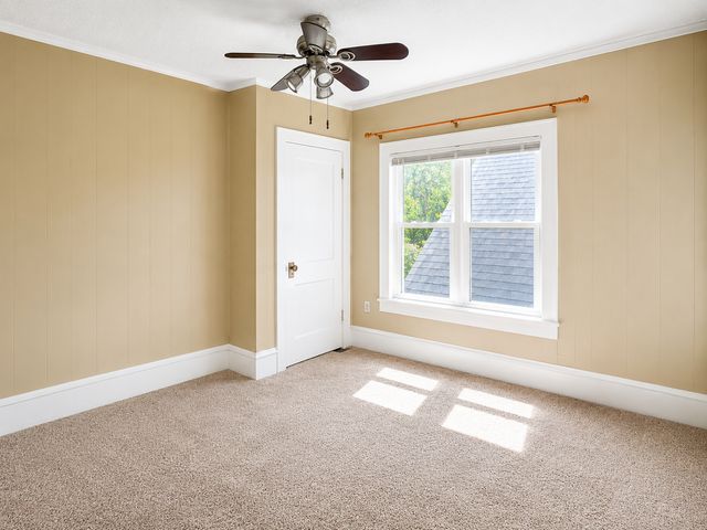 2910 Russell Avenue N, Minneapolis, MN 55411