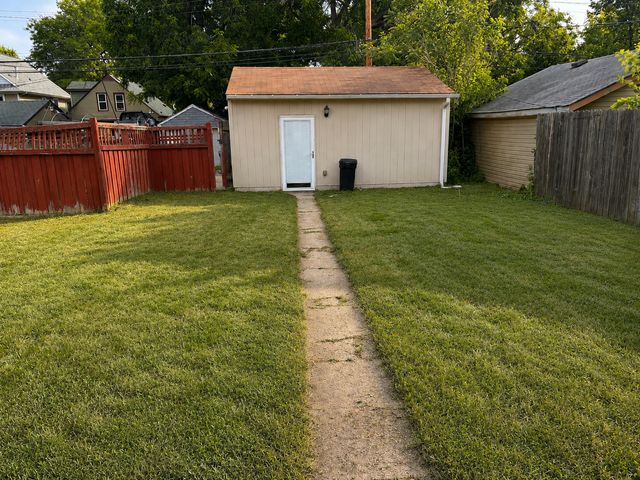 2910 Russell Avenue N, Minneapolis, MN 55411