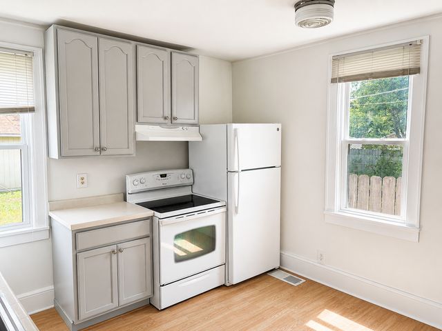 2910 Russell Avenue N, Minneapolis, MN 55411