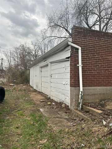 6045 W Florissant Avenue, St Louis, MO 63136