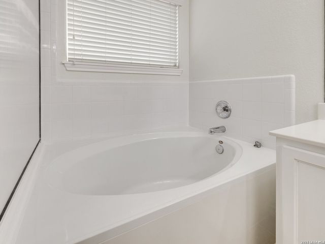 24822 CATALAN CLIFF, San Antonio, TX 78261