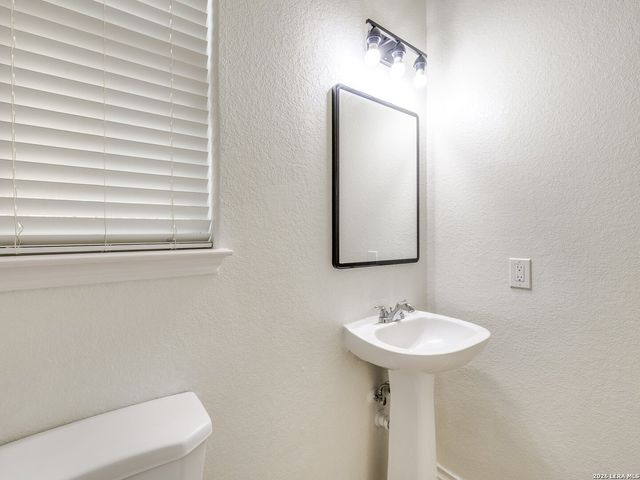 24822 CATALAN CLIFF, San Antonio, TX 78261