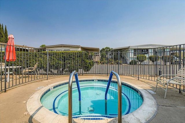 11949 Riverside Dr 176, Lakeside, CA 92040