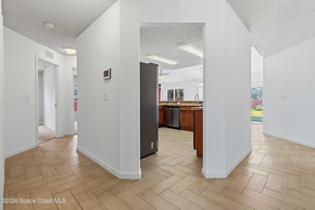 599 Estes Avenue SW, Palm Bay, FL 32908