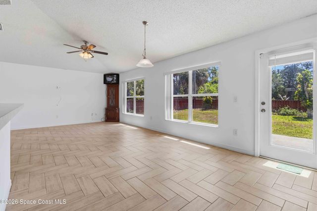 599 Estes Avenue SW, Palm Bay, FL 32908