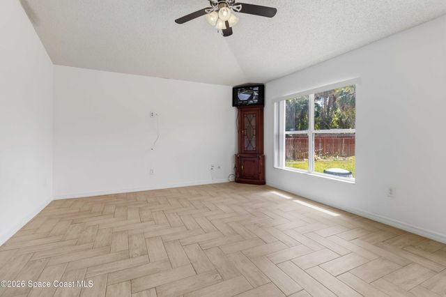 599 Estes Avenue SW, Palm Bay, FL 32908