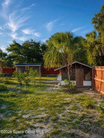 599 Estes Avenue SW, Palm Bay, FL 32908