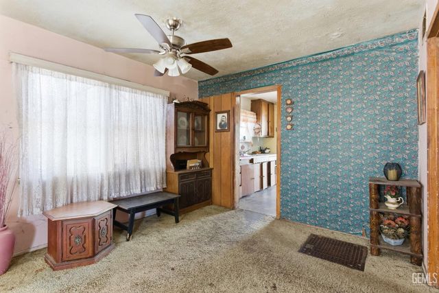 3318 Pioneer Drive, Bakersfield, CA 93306