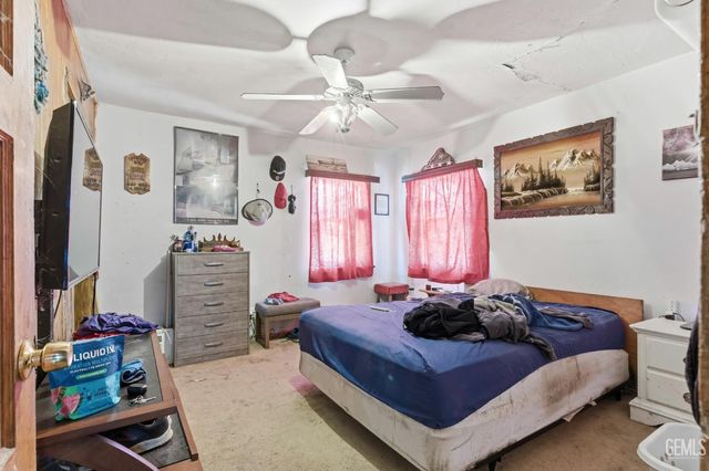 3318 Pioneer Drive, Bakersfield, CA 93306