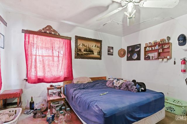 3318 Pioneer Drive, Bakersfield, CA 93306