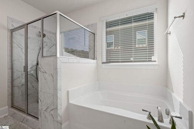 318 Carriage Hill Drive, Easley, SC 29642