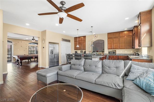 6849 Philharmonic Avenue, Las Vegas, NV 89139