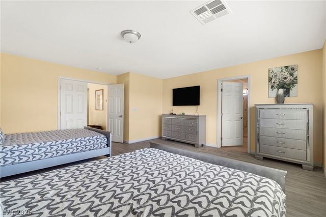 6849 Philharmonic Avenue, Las Vegas, NV 89139