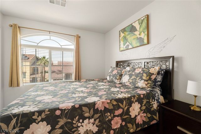 6849 Philharmonic Avenue, Las Vegas, NV 89139