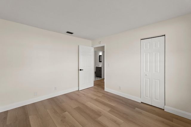 7406 Willow Spring Circle N, Boynton Beach, FL 33436