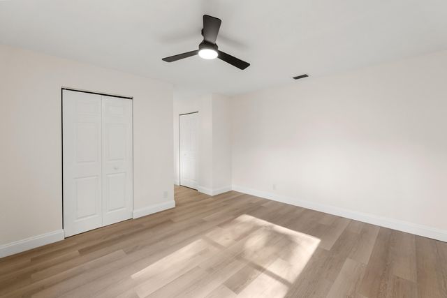 7406 Willow Spring Circle N, Boynton Beach, FL 33436