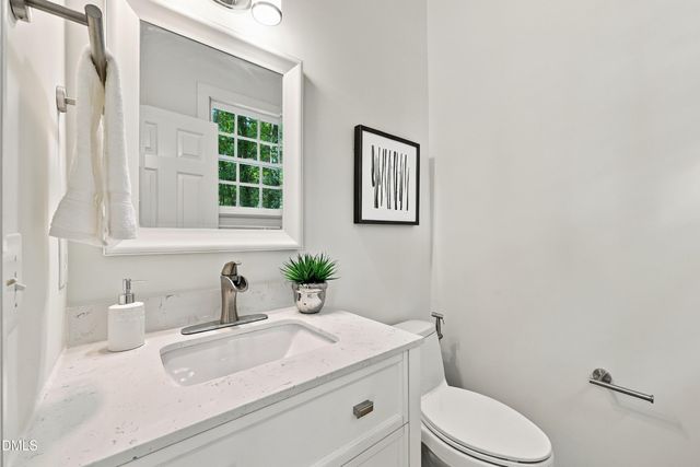 208 Connors Circle, Cary, NC 27511