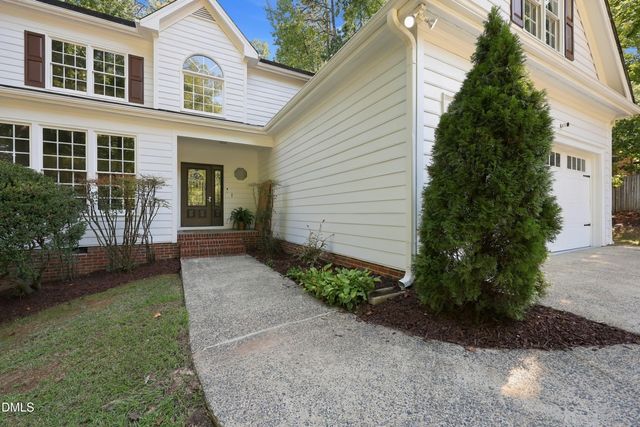 208 Connors Circle, Cary, NC 27511