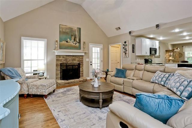 110 Winterhawk Cove, Dawsonville, GA 30534