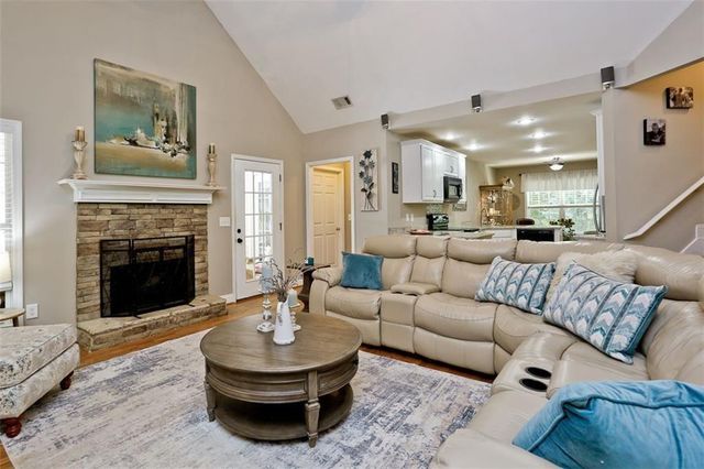 110 Winterhawk Cove, Dawsonville, GA 30534