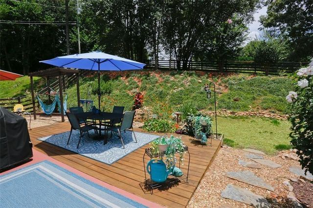 110 Winterhawk Cove, Dawsonville, GA 30534
