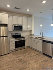 10530 Stony Bluff Unit#204, Ashland, VA 23005