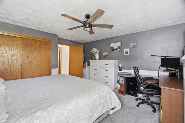 824 W CECIL STREET, Neenah, WI 54956