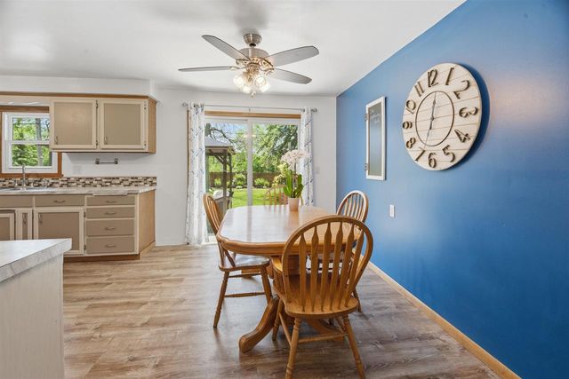 824 W CECIL STREET, Neenah, WI 54956