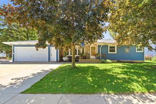 824 W CECIL STREET, Neenah, WI 54956
