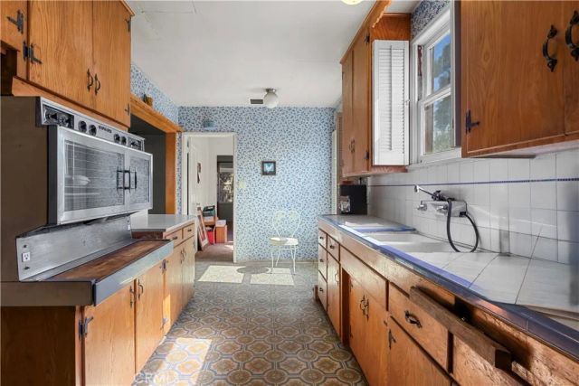 11108 Daneswood Drive, Arcadia, CA 91006