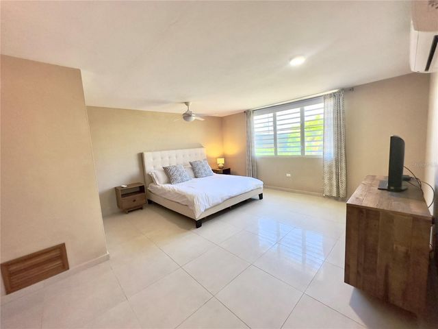 968 KM 1.8 CAMINO LAS PICUAS 8, Rio Grande, PR 00745