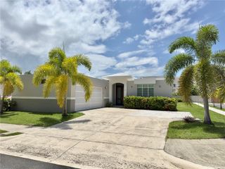 968 KM 1.8 CAMINO LAS PICUAS 8, Rio Grande, PR 00745