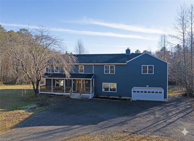 10183 Bumpy RD, Gloucester, VA 23061