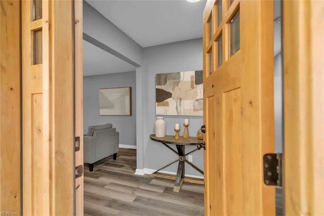 10183 Bumpy RD, Gloucester, VA 23061