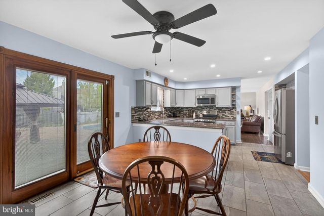 4894 CONCORD DR, Easton, PA 18045