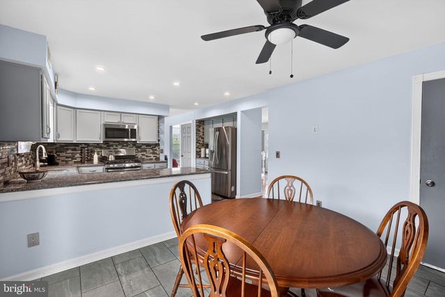 4894 CONCORD DR, Easton, PA 18045