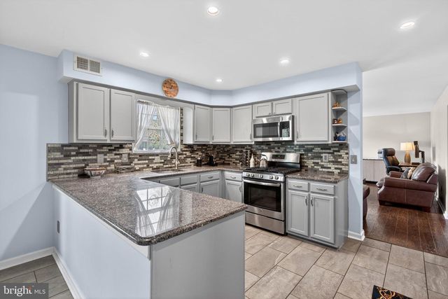 4894 CONCORD DR, Easton, PA 18045