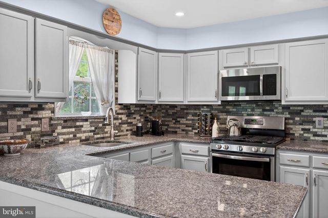 4894 CONCORD DR, Easton, PA 18045