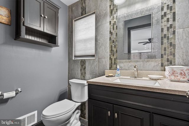 4894 CONCORD DR, Easton, PA 18045