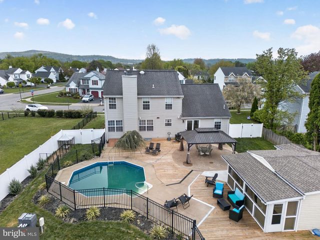 4894 CONCORD DR, Easton, PA 18045