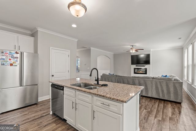 180 Sophie Circle 26, Locust Grove, GA 30248