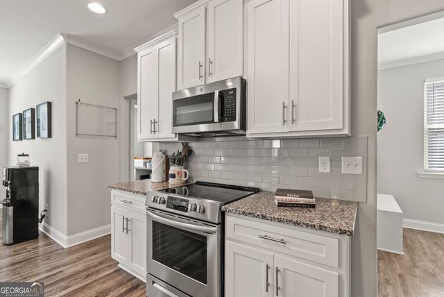 180 Sophie Circle 26, Locust Grove, GA 30248