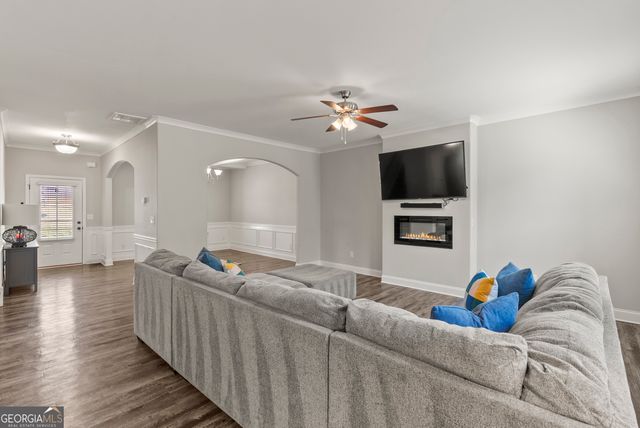 180 Sophie Circle 26, Locust Grove, GA 30248