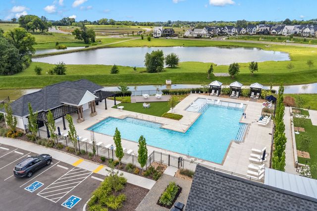 159 Salton Ln, Thompsons Station, TN 37179