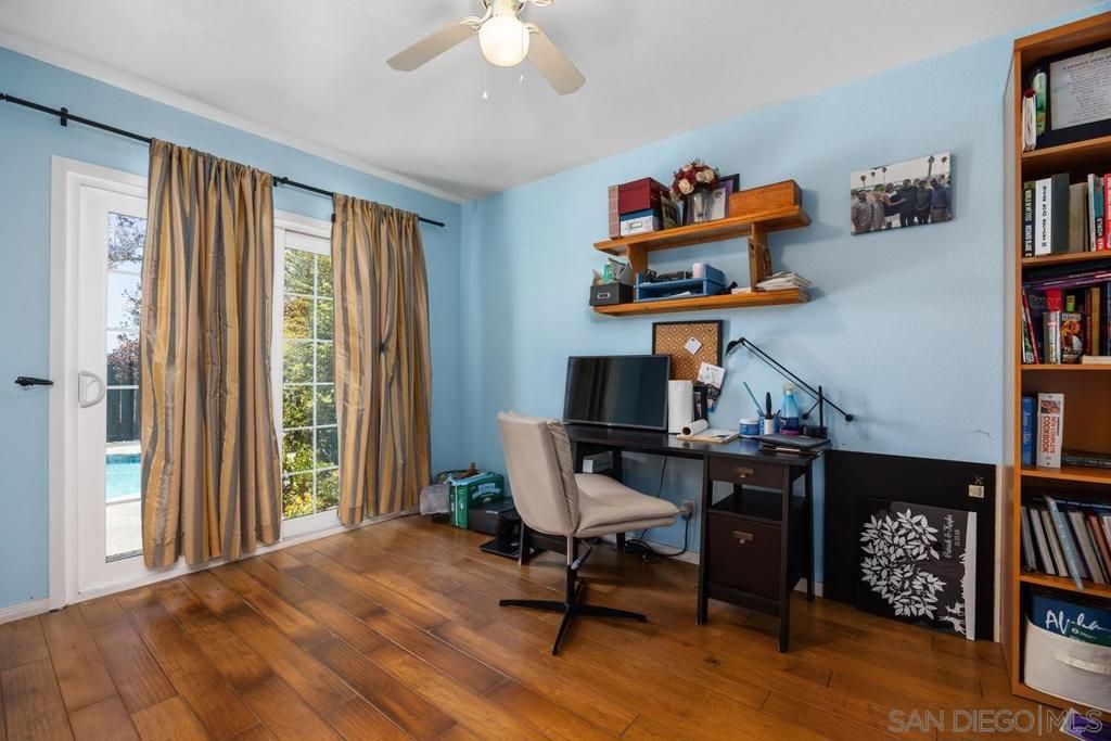 Image 14 of property listing at 534 Tam O Shanter Dr, San Marcos, CA 92069