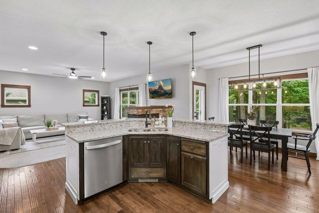 4424 118th Avenue NE, Blaine, MN 55449
