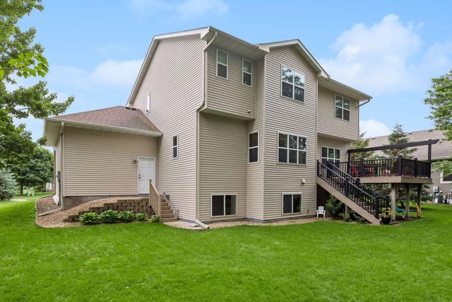 4424 118th Avenue NE, Blaine, MN 55449