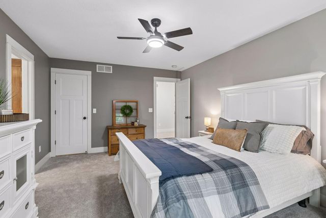 4424 118th Avenue NE, Blaine, MN 55449