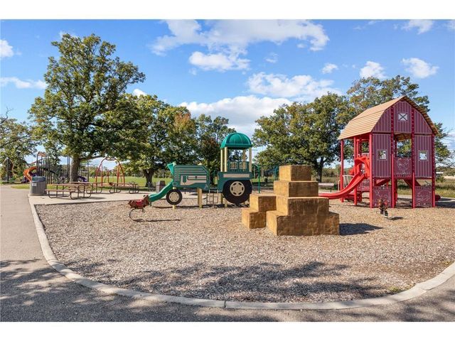 4424 118th Avenue NE, Blaine, MN 55449